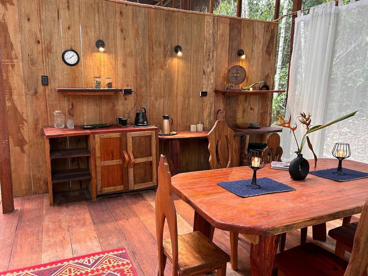 Awaken Amazonian Healing Resort All Inclusive Iquitos Bilik gambar